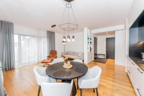 Spacious apartment with terrace and grarage